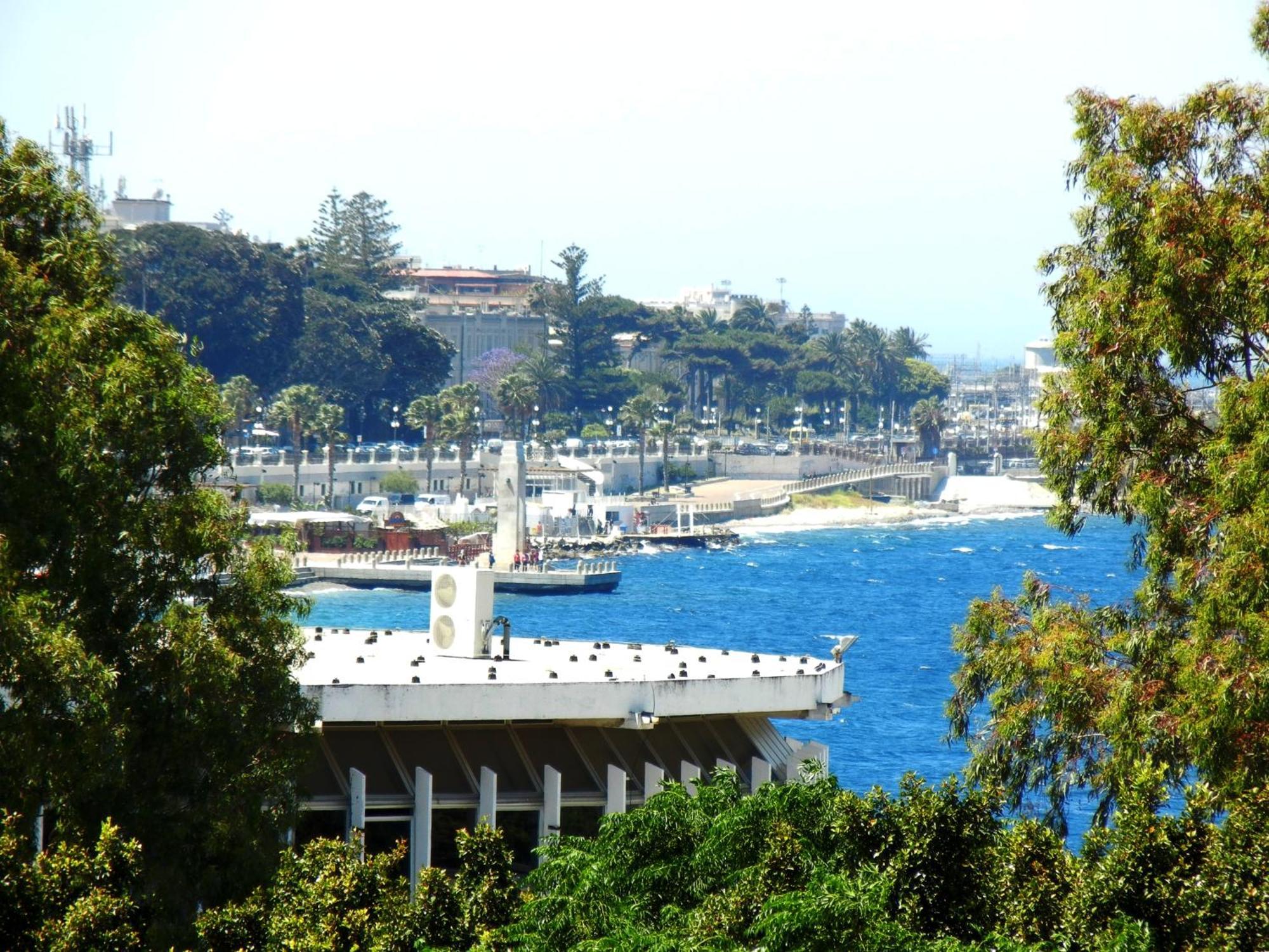 B&B La Pineta Reggio di Calabria Eksteriør billede